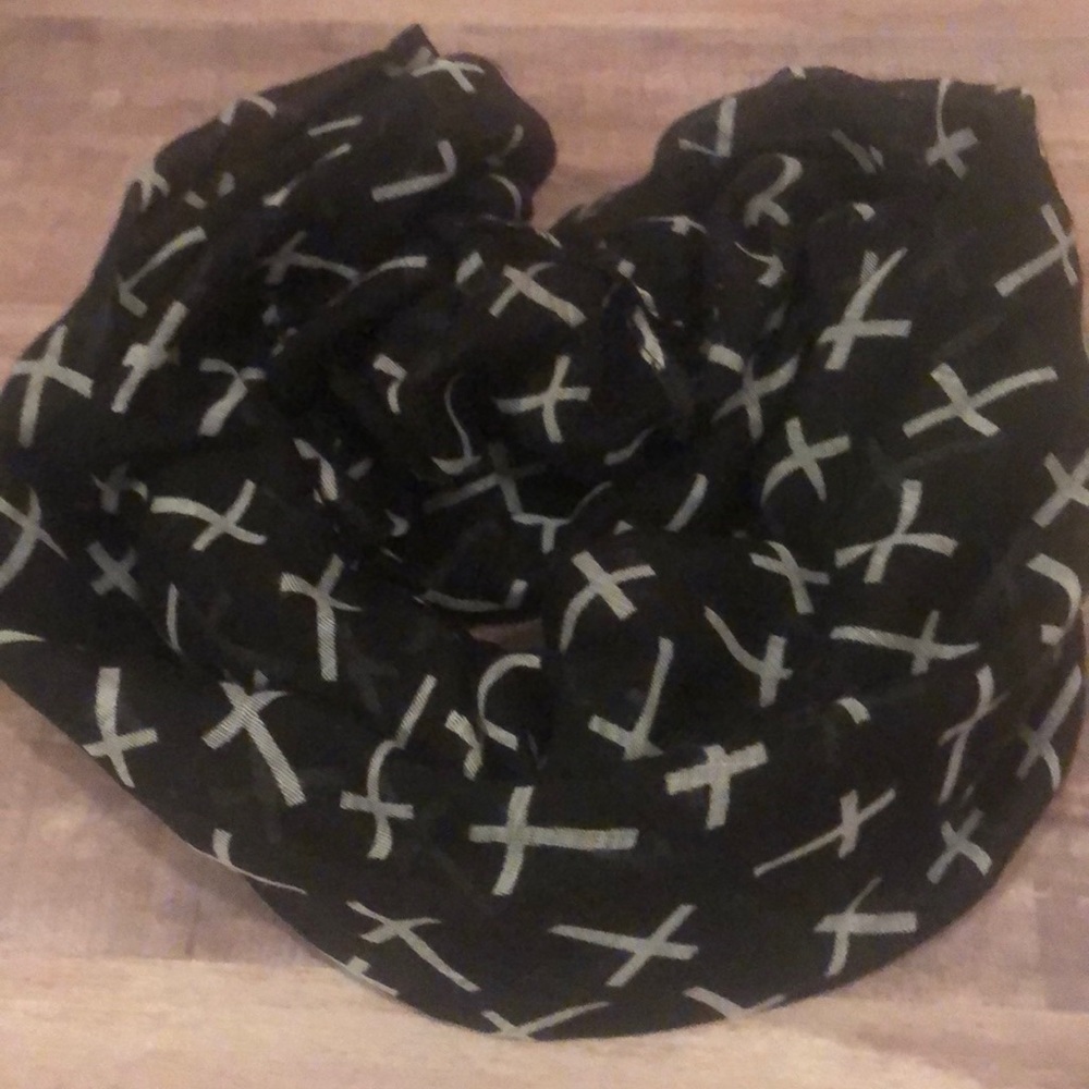 Infinity scarf